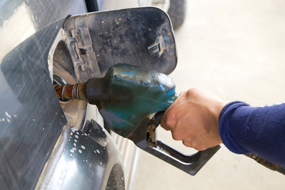 Why You Shouldn’t Top Off Your Gas Tank
